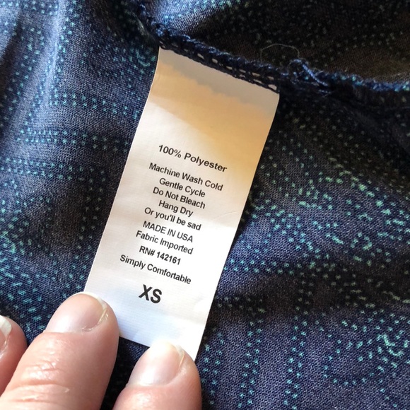 Lularoe Joy Vest - Picture 3 of 5